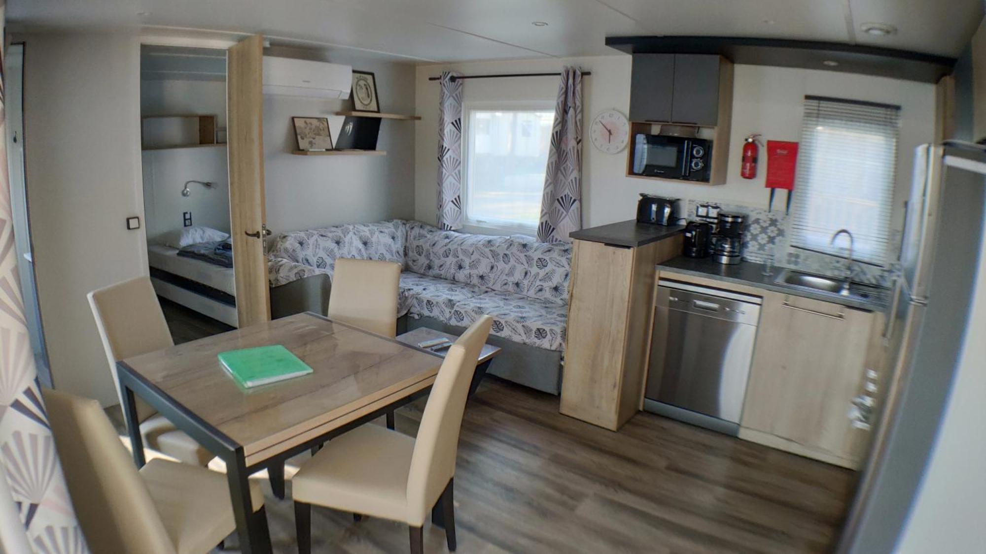 Mobil Home Tout Confort - Cote Landaise Saint-Julien-en-Born Ngoại thất bức ảnh