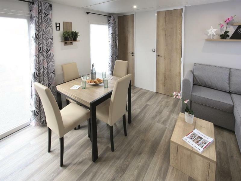 Mobil Home Tout Confort - Cote Landaise Saint-Julien-en-Born Ngoại thất bức ảnh